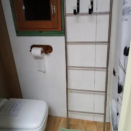 Apartment La